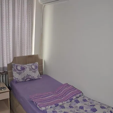 Koesk Otel Hostel *