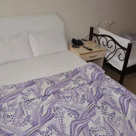Hostel Koesk Otel